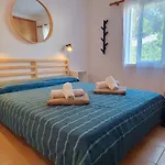 Golondrinas - Tramuntana Cala'N Bosch (Menorca)